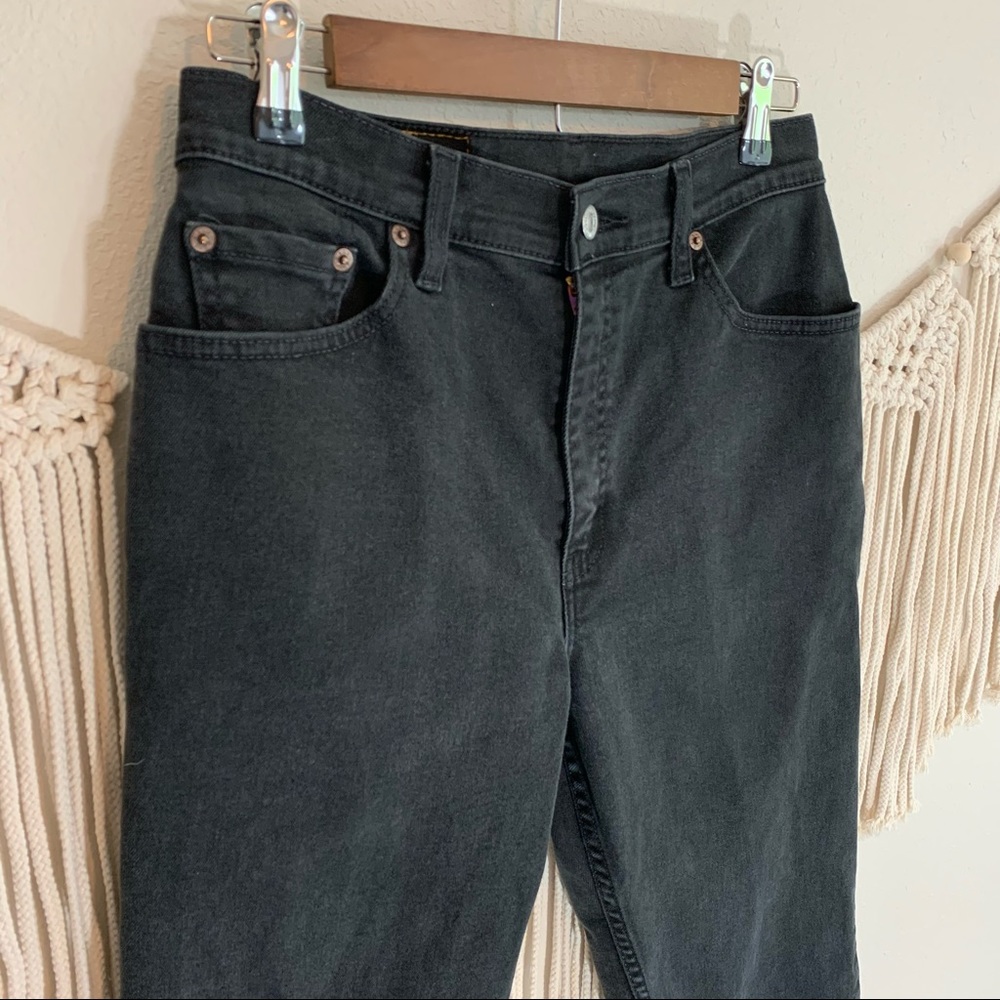 Vintage Levi’s 550 Black High Wasted Jeans - Picture 7 of 9